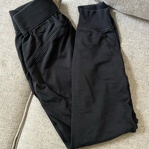 Lululemon joggers